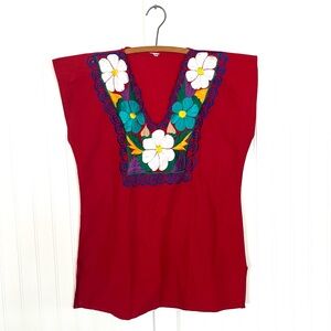 Vintage Ethnic Red Embroidered Cotton Top Floral Mexican Indian Flowers Large